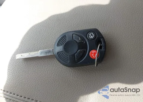 2014 Ford Escape Se z USA, uszkodzony, nr VIN 1FMCU0G99EUA91335